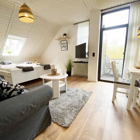 Ferien Im Wangerland - Haus Wiesenweg - Apartment 2 1Og ホールマージール エクステリア 写真